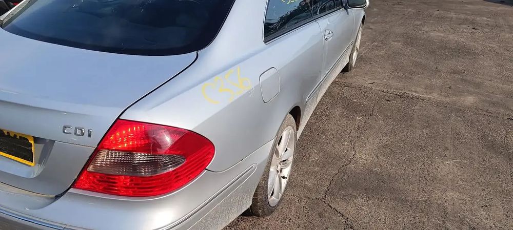 Dezmembrari / Dezmembrez Mercedes Clasa CLK 2.2 CDI 646966 cutie viteze manuala cod culoare 775 Iridium Silver
