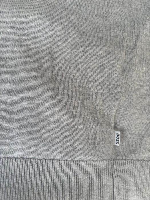 Оригинален пуловер Boss