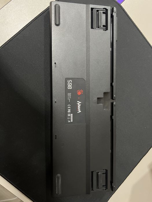 Продам механическую клавиатуру Bloody s98