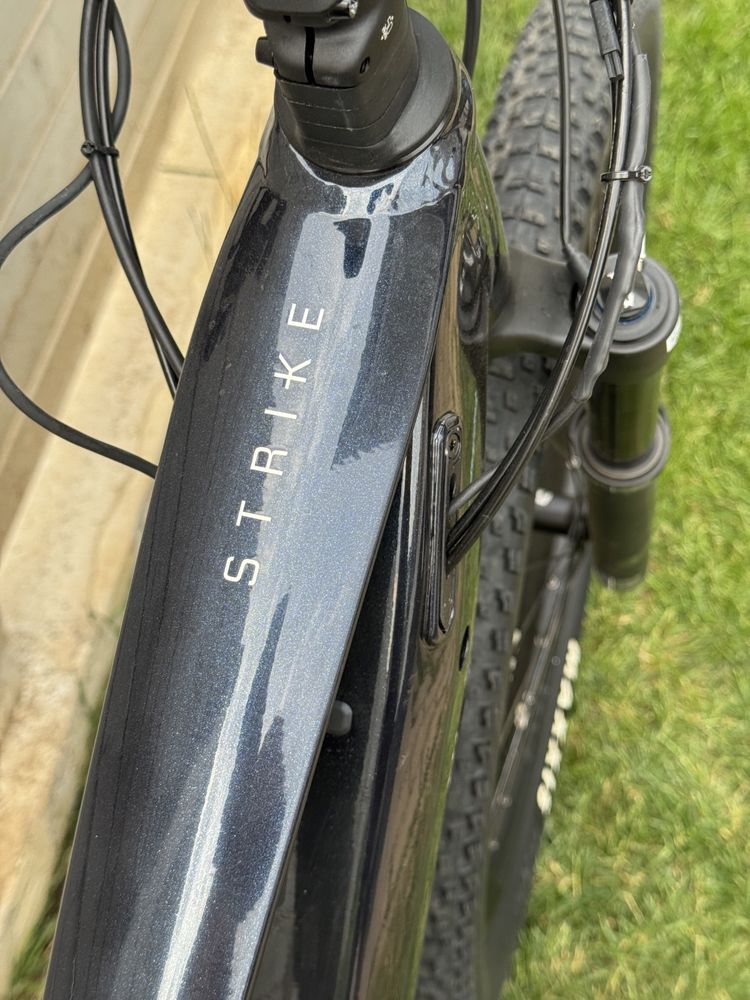 Bicicleta electrica Scott Strike