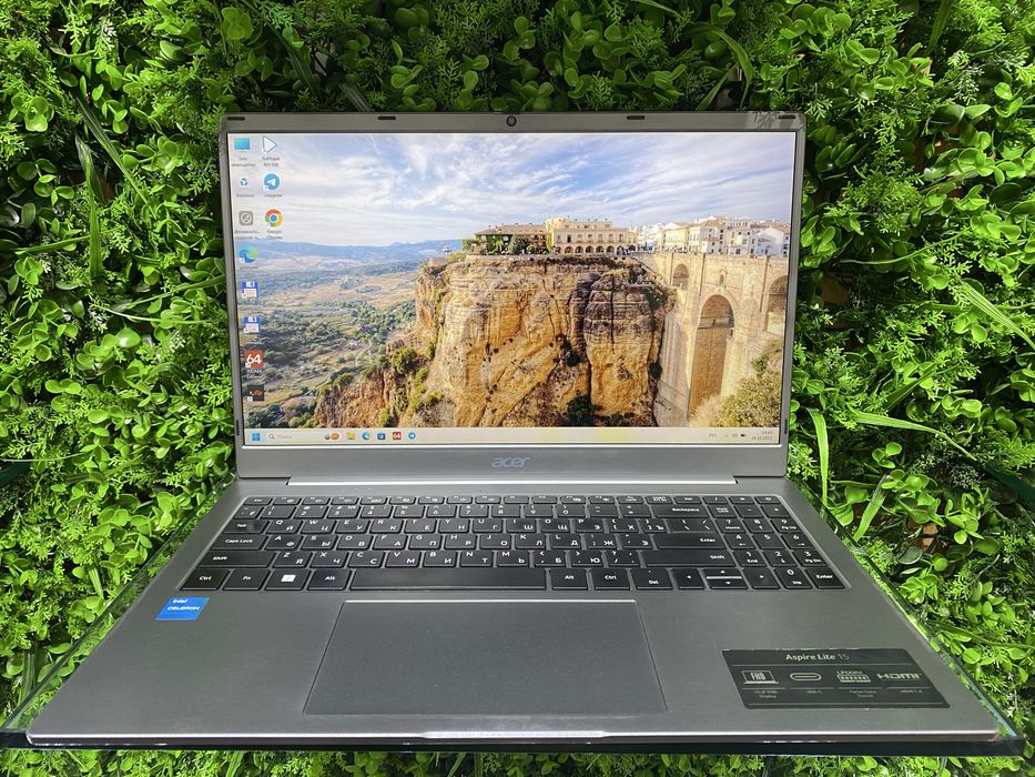 Acer 8/256gb ssd oʻqtuvchi va talabalar uchun