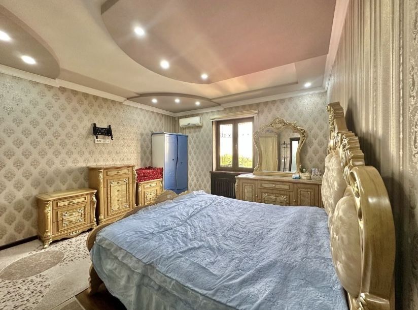 Срочно!!! Продается 3ком квартира Метро Шахристан
