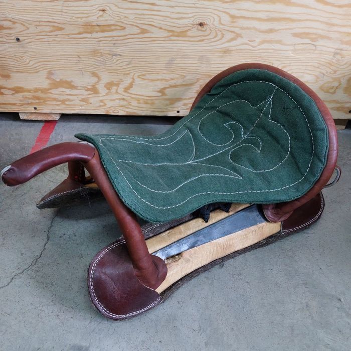 Ертокым/седло/қырғыз ер