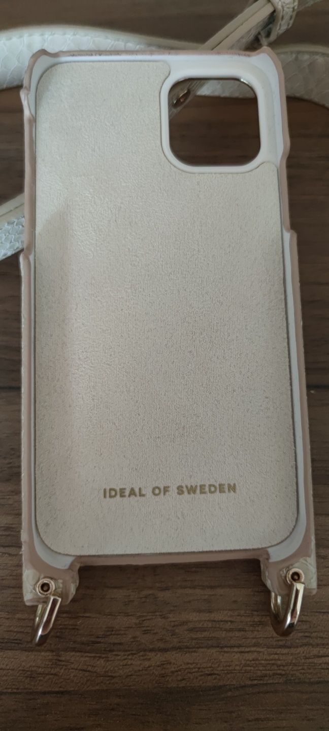 Husa iPhone 11 pro Ideal of Sweden