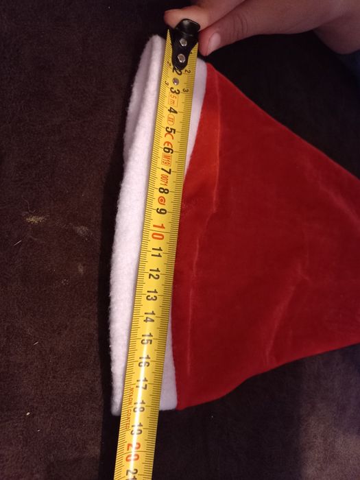 Vând costum bebe Mos Crăciun 6-12 luni