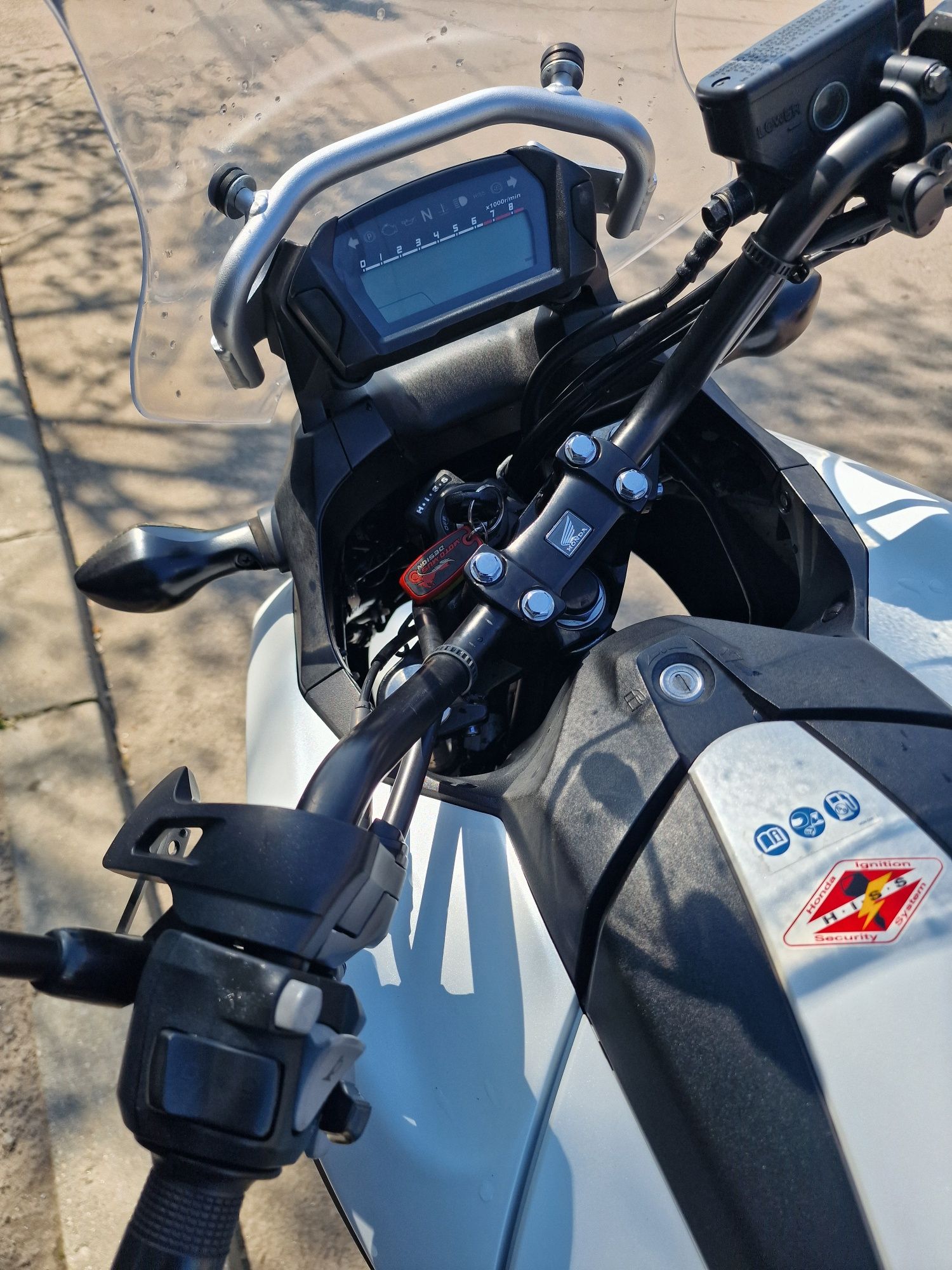 Honda NC 750X DCT (cutie de viteze automată) cu ABS,  2015