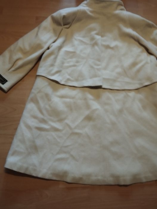 Palton Cashmere NOU ,fin și călduros+ cadou