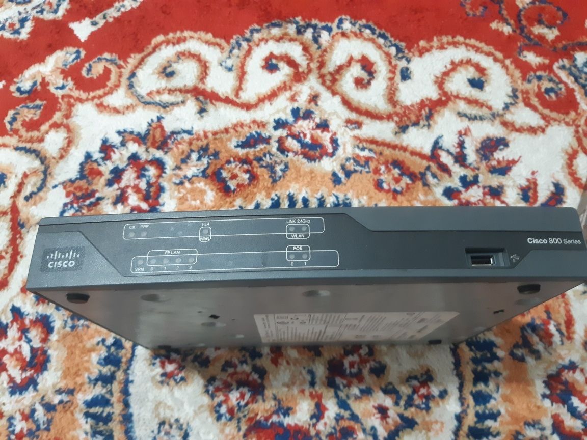 Router cisco 800 series