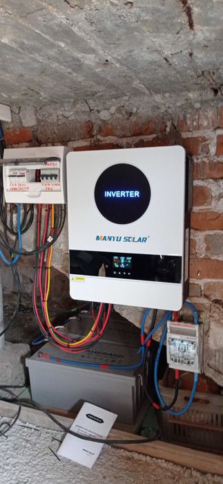 Предлагам Ремонт на хибридни фотоволтаични инвертори