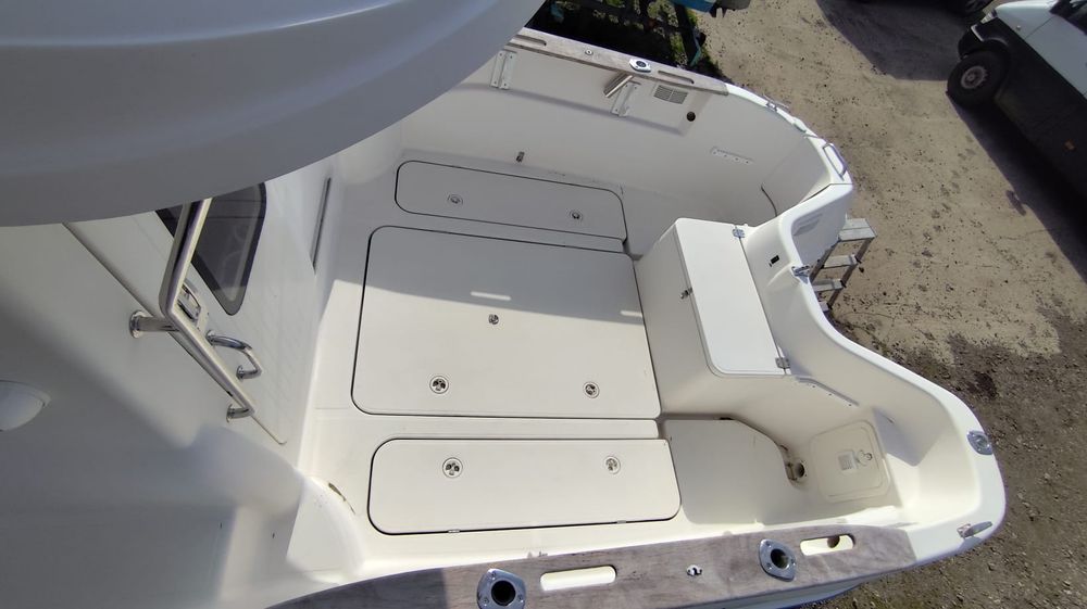 Barcă  Quicksilver Pilothouse 640-Culoare ORIGINALĂ-Peridoc -1.8 t