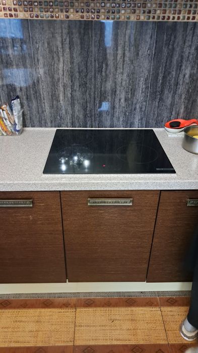 Установить плиты подключение индукционной панели духовка и микроволнов