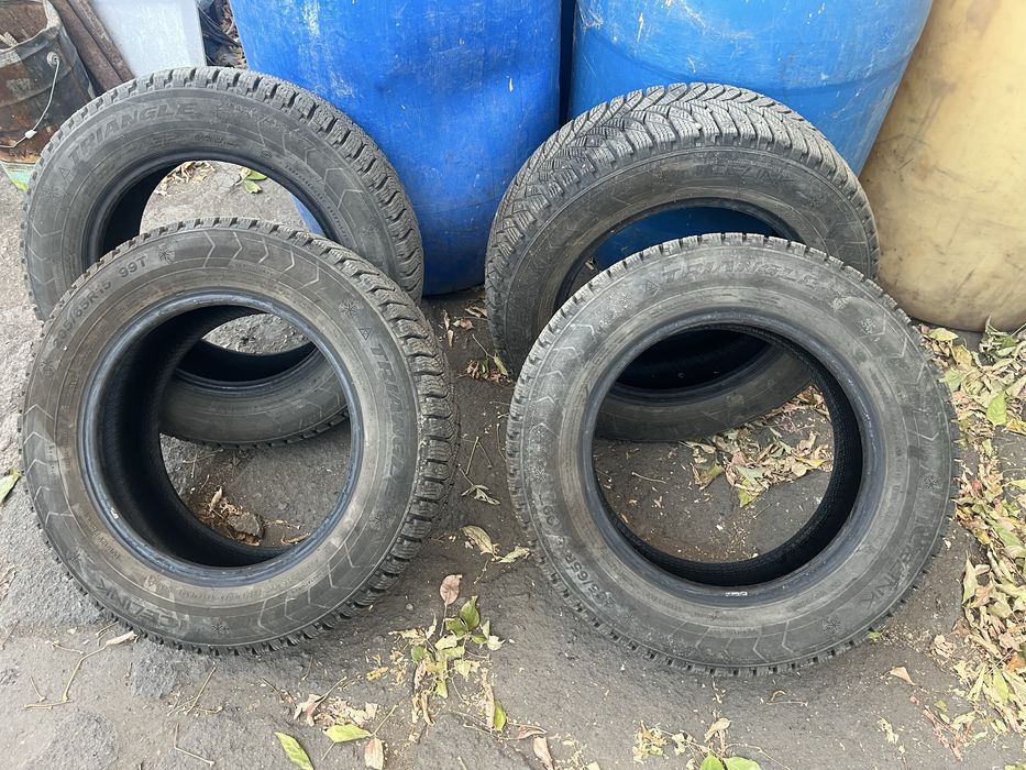 Зимние шины 205/65/r15