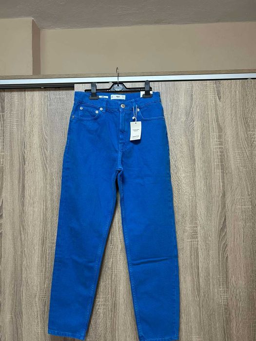 Дамски дънки размер 36