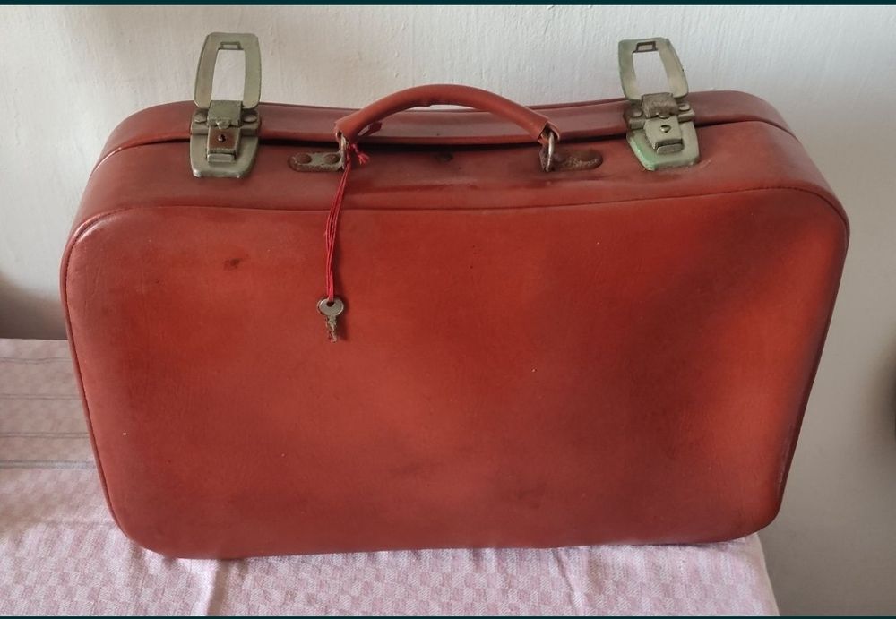 Valiza piele vintage