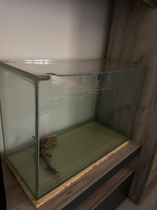 Acvariu de pesti 150 litrii !