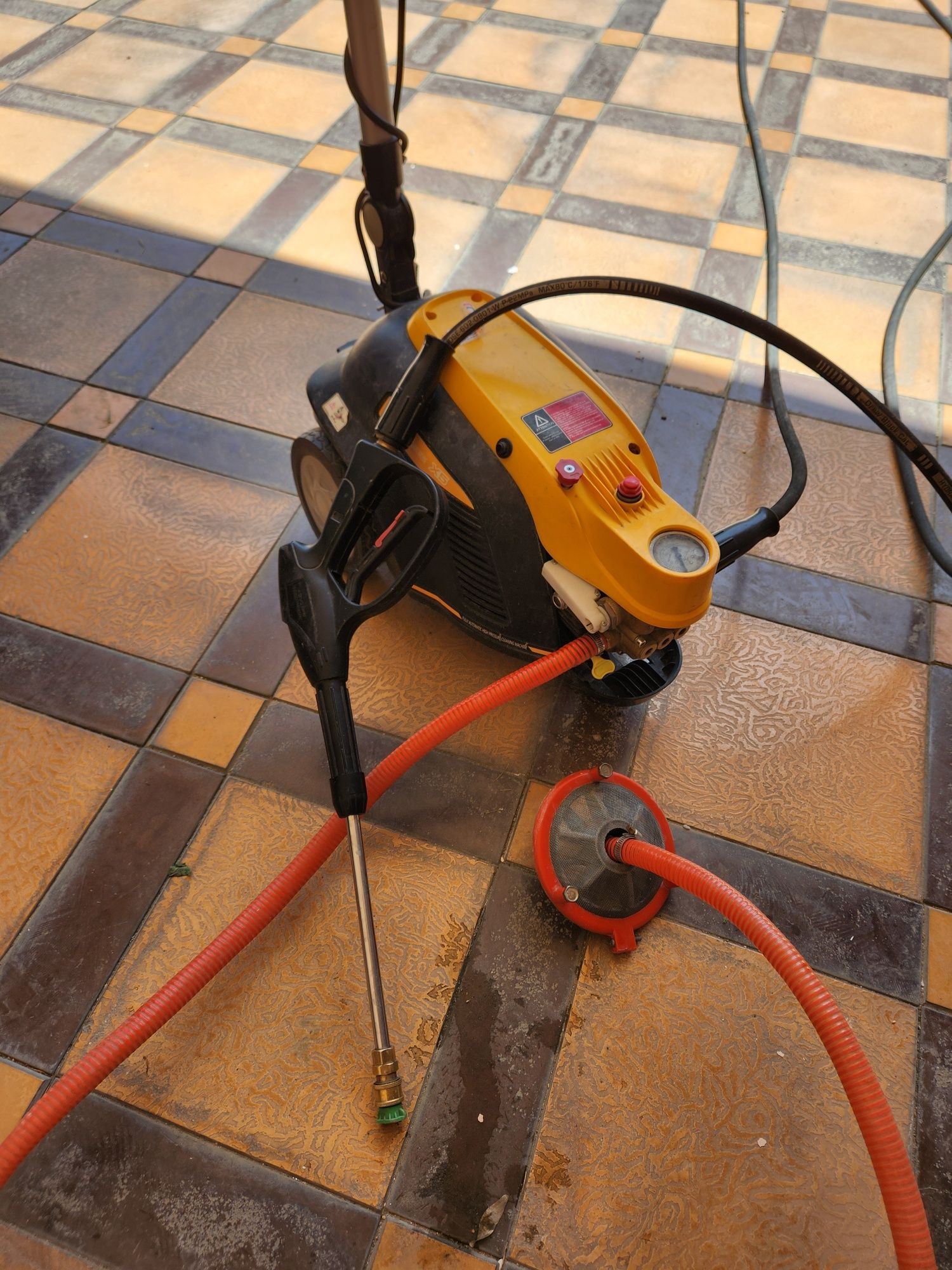 Karcher sotiladi ROLF