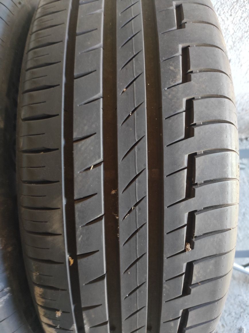 215/55/17 Continental