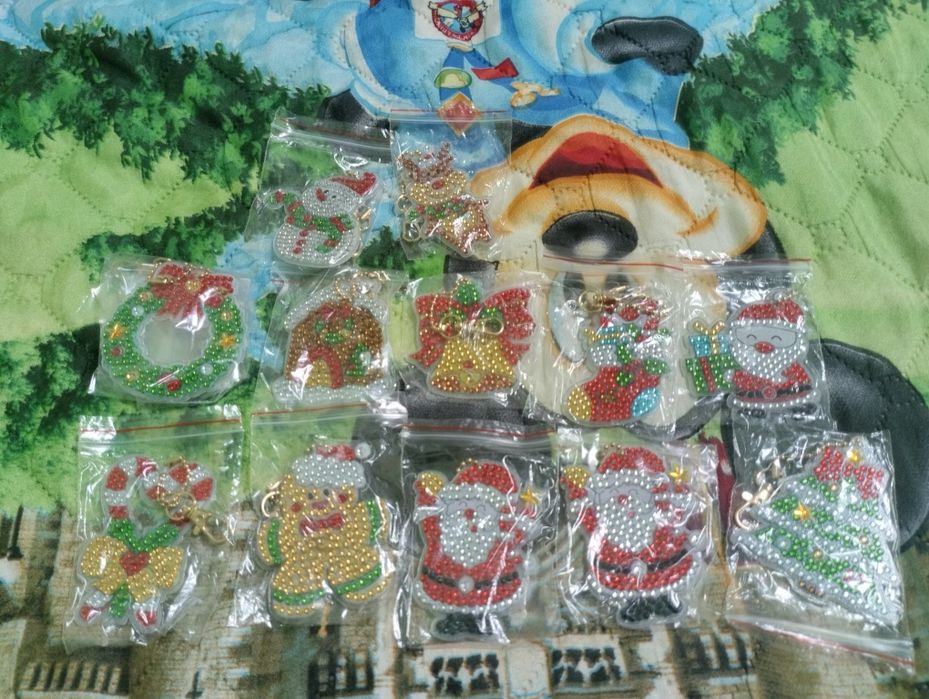 Ръчно изработени Коледни играчки