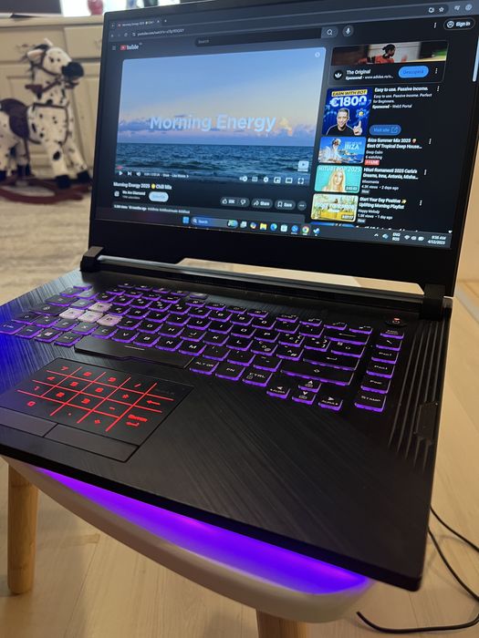 Lap top asus rog i 7  video ge Force 1660 ti