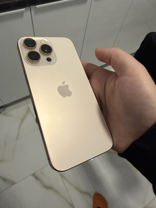 Iphone 16 pro max 256gb 100% baterie nou.