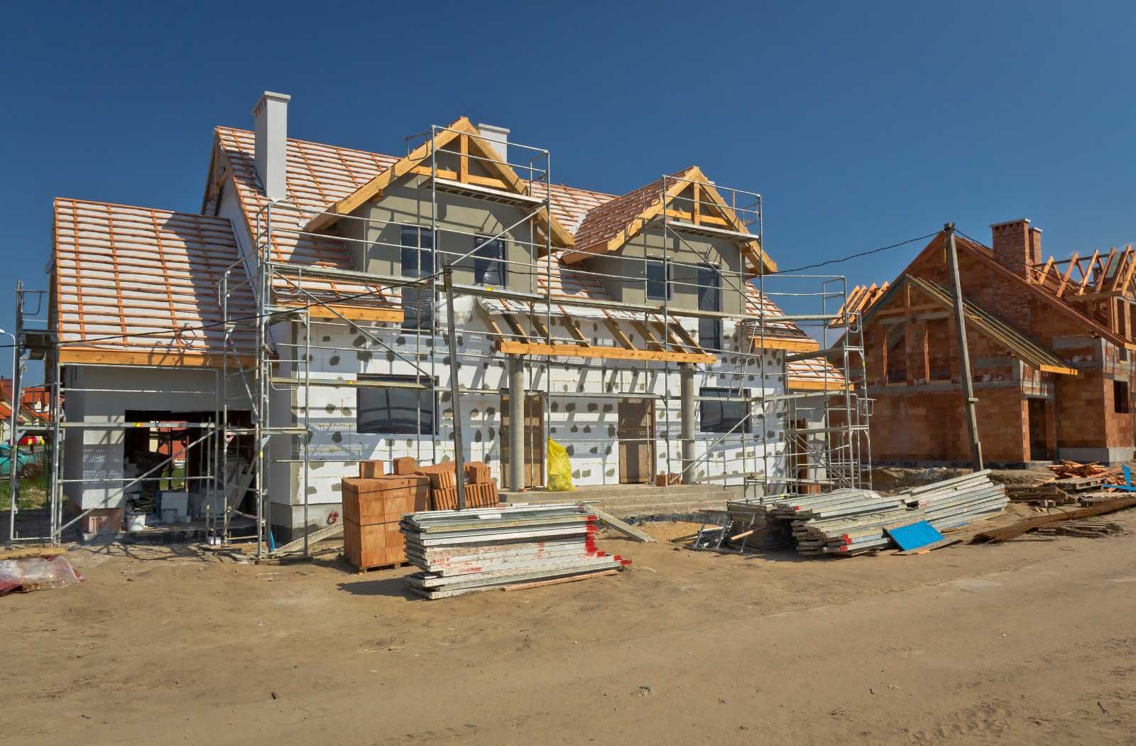 Constructii acoperisuri, renovare acoperisuri, dulgherie montaj tigla