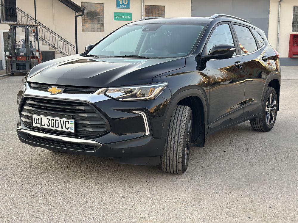 Chevrolet Tracker Premier , 2023 год, 16 000 КМ пробег, Чистая своя