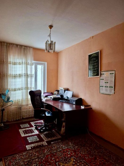 Юнусободда 5 хонали квартира сотилади (срочно!) без маклер