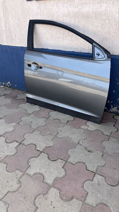 Даерь двери  Hyundai Elantra AD