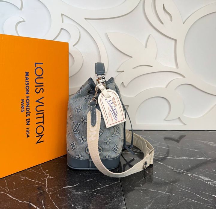 Louis Vuitton NeoNoe Bb Denim