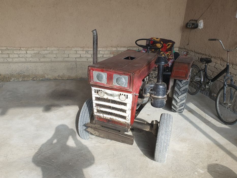 Mini Traktor sotlidi holati yahshi