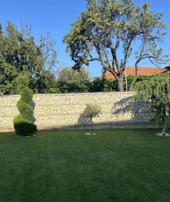 Pamant vegetal Piatra decorativa de calcar sau granit