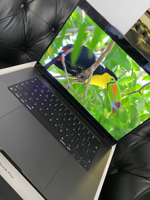 MacBook Pro 16-inch/ M3 Pro / 18 Gb RAM / 512 Gb / Space Black / Nou