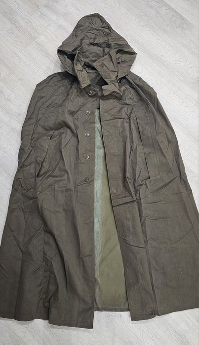 Продам новую плащ-накидку советского производства