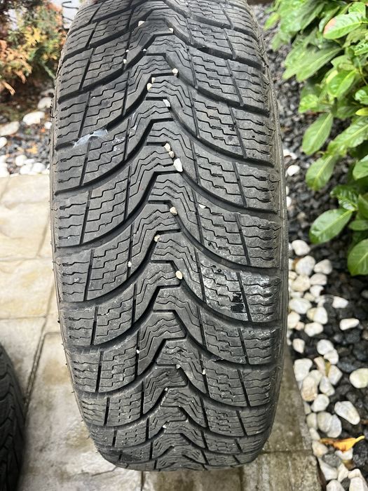 Anvelope de iarna M+S cu janta de tabla si capace skoda