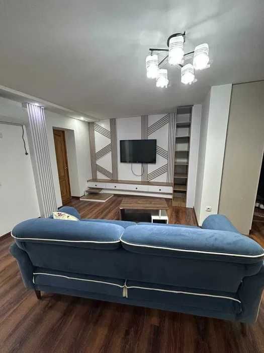 R1 Сдаётся квартира 2/2/5 на Мирзо Улугбекский Художник!