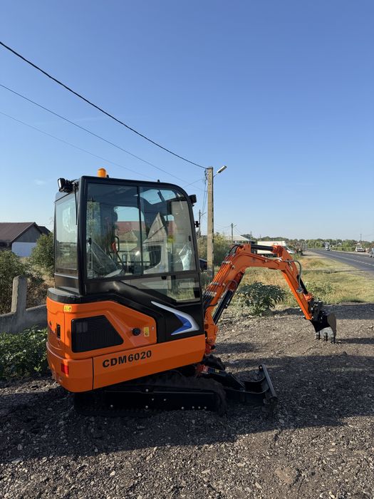Mini Excavator 2 Tone JCB CAT KUBOTA