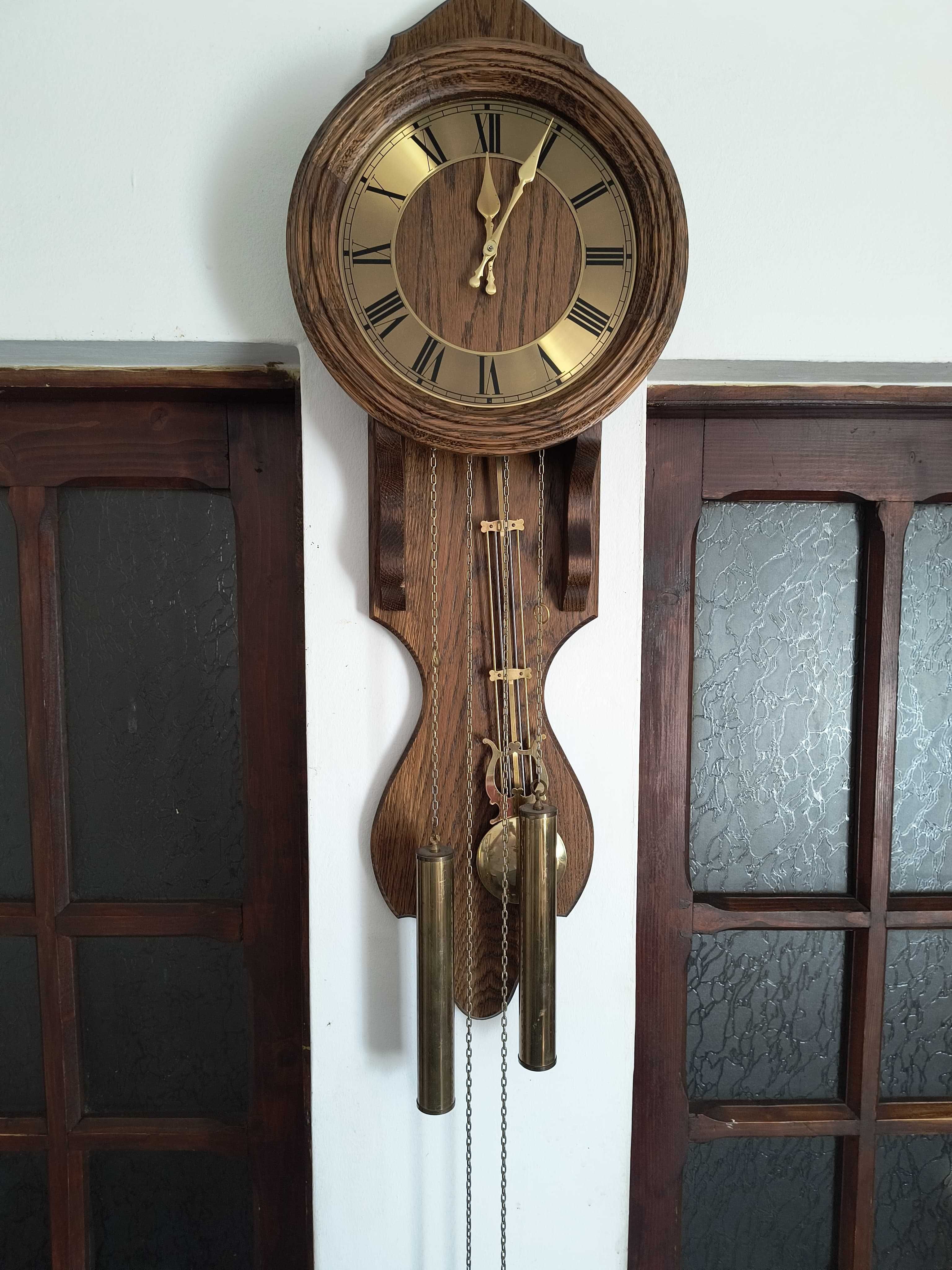 Ceas de perete cu pendul