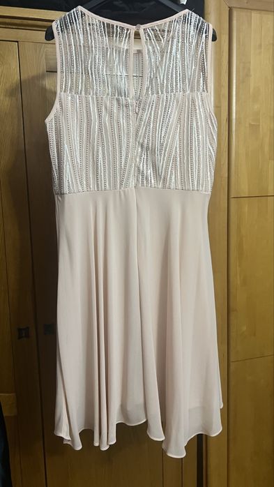 Rochie usoara  cu paiete