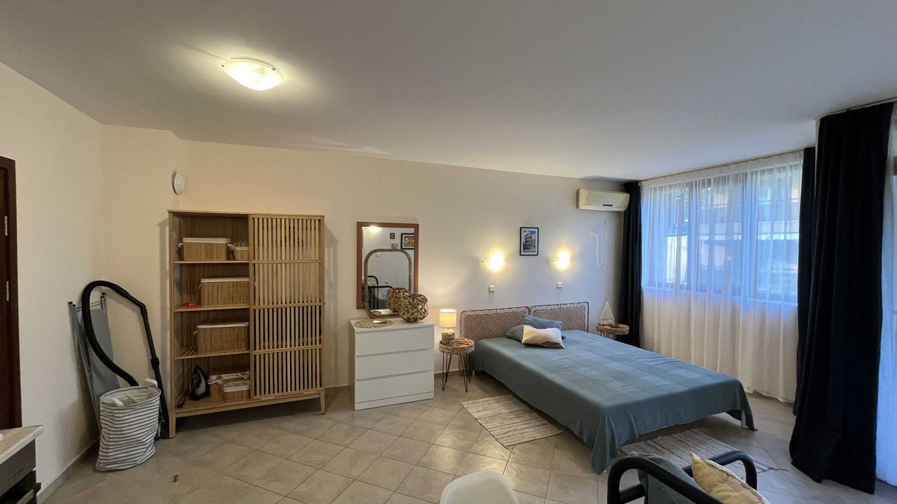 Продава се Едностаен апартамент в Царево - 54 кв.м за 1100 €/кв.м - Снимка #18
