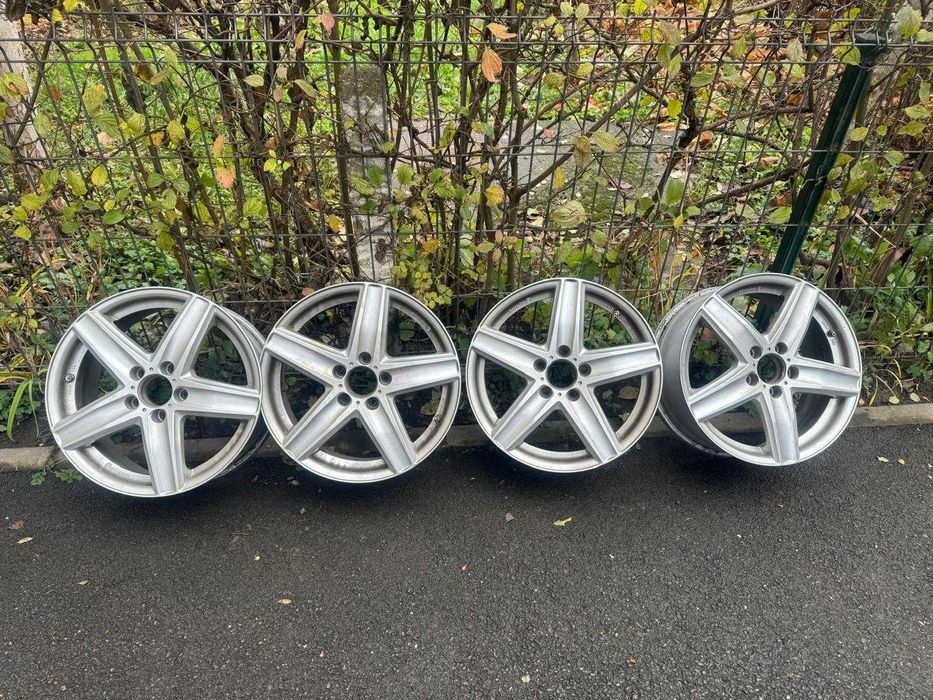 Vând jante Mercedes C Class 17 cu senzori OEM pe fiecare