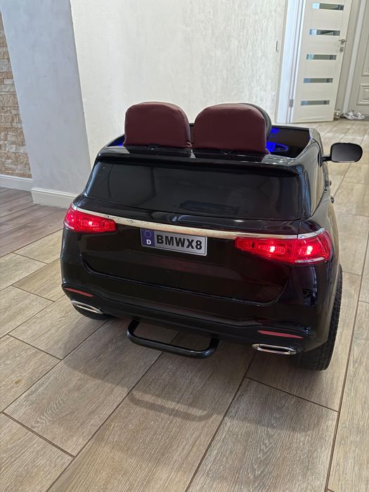 Продаю детскую машинку в отличном состоянии