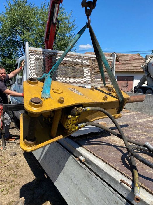 Picon excavator / buldoexcavator ( picon hidraulic)