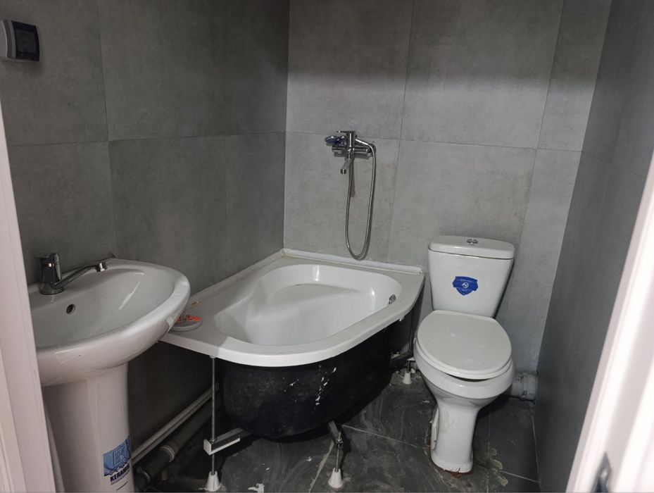 Аренда 1комнатная Assalom Sohil,семейным,пустая. Риэлтор.