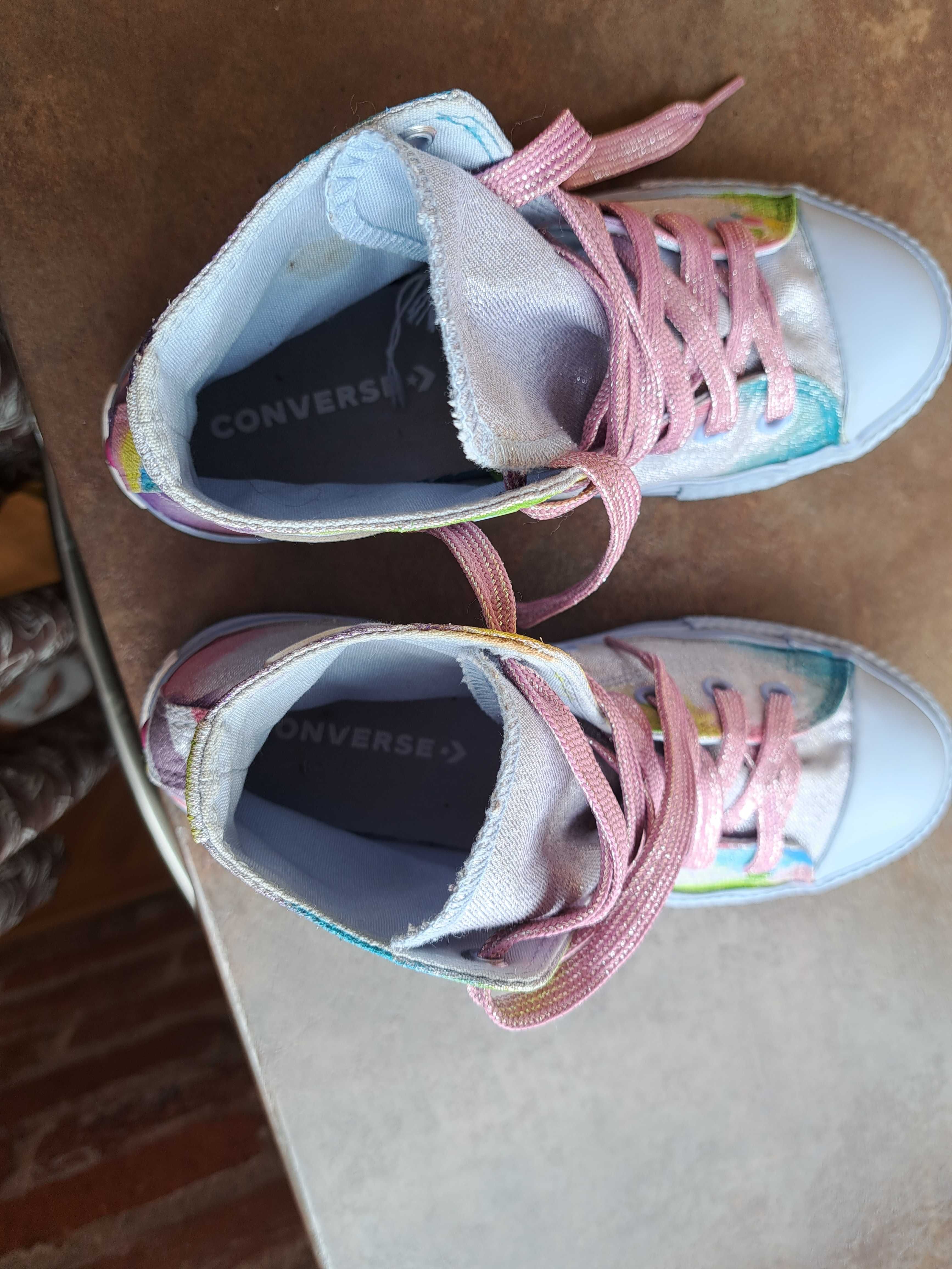 детски кецове,гуменки,спортни обувки,маратонки,Converse,35,за момиче