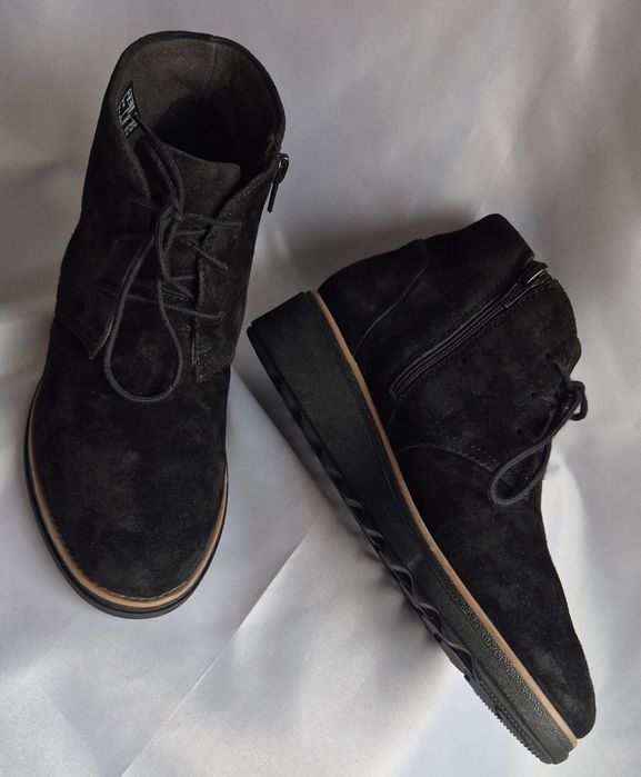 Ghete dama piele Clarks nr.39 originale