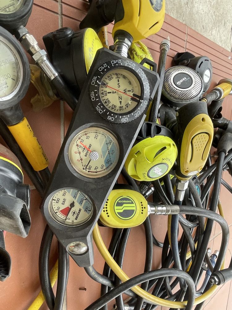 Accesorii scufundari ( Scuba )