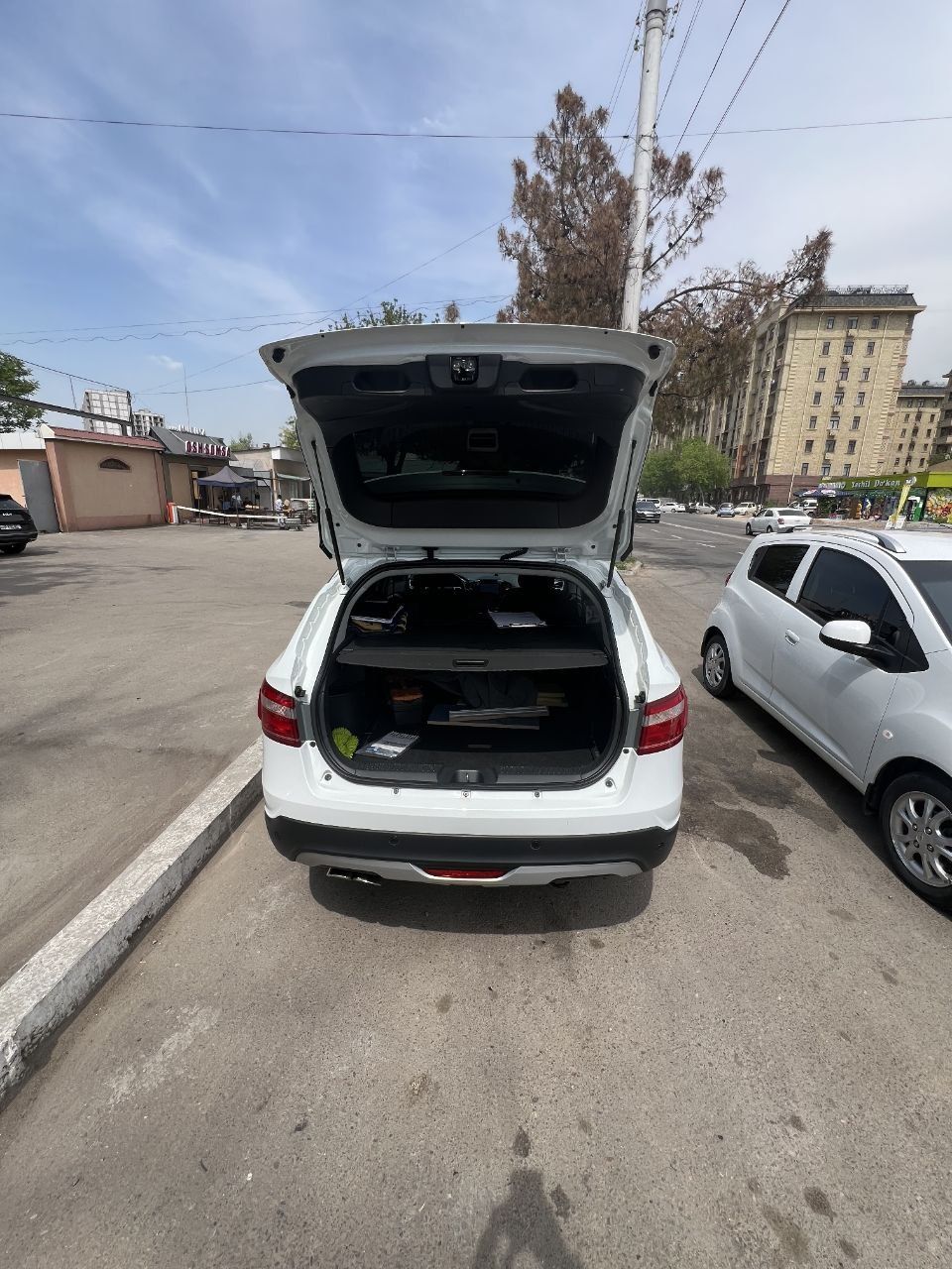 Продаётся lada vesta 2019