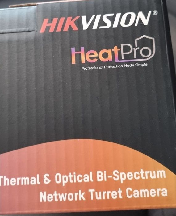 Vând camera video termala  IP Hikvision DS-2TD1217-2/QA