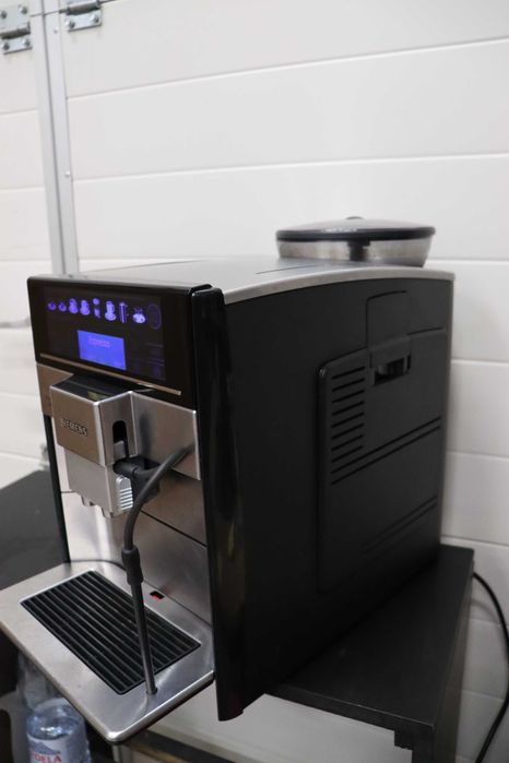SIEMENS EQ.6 s700 Напълно автоматична кафемашина, 1.7L 2чаши, 1500 W