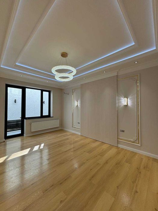 Продается шикарный дом  3,15 соток 350м2